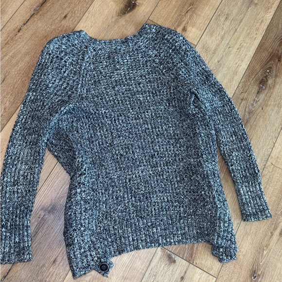 American Eagle Marled Knit Button Front Cardigan Sweater Gray White Women’s M - Picture 7 of 7